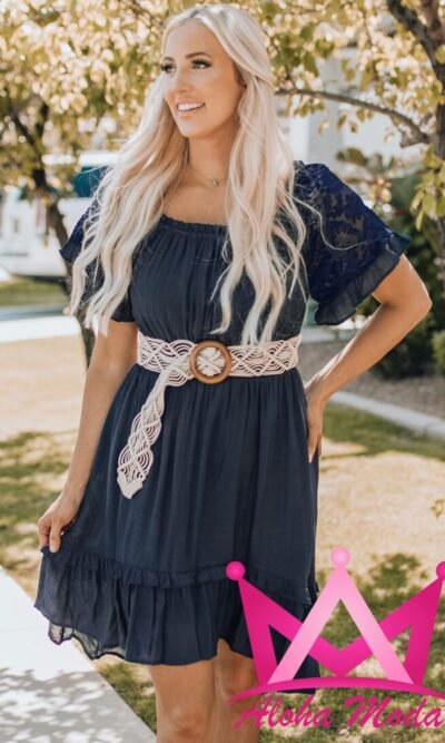 Vestido encaje azul manga corta