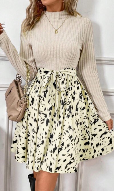 Vestido corto de vuelo manga larga