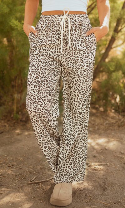 Pantalones holgados con cintura elástica y cordón de leopardo marrón