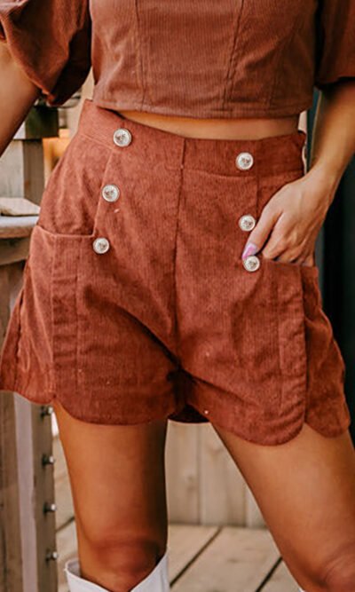 Short de cintura alta y bolsillos color camel
