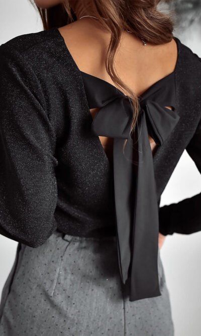 Blusa de fiesta y brillos manga larga