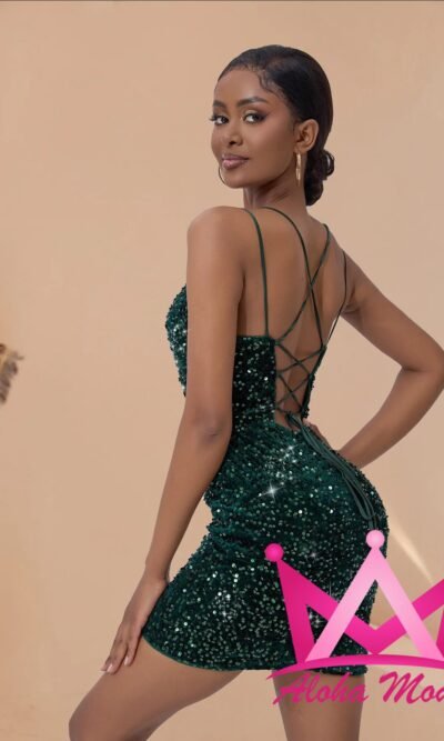 Vestido Corto Ajustado de Lentejuela
